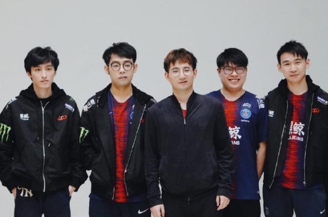 成為年輕一 成為年輕一