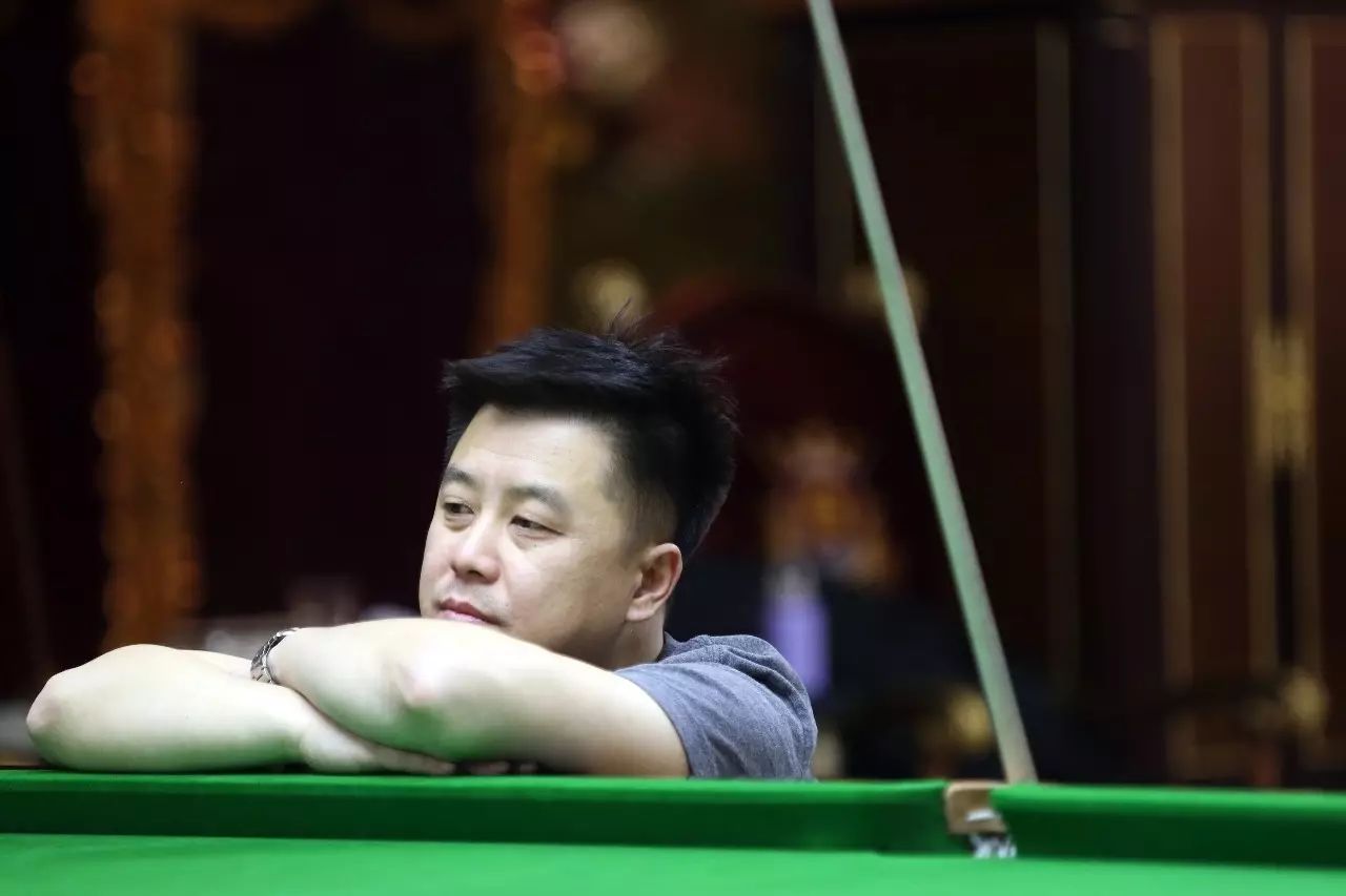 内外球迷的 内外球迷的