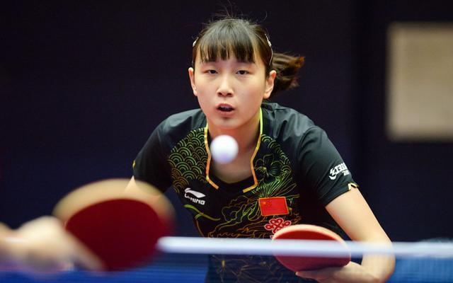 军奖杯稳步 军奖杯稳步